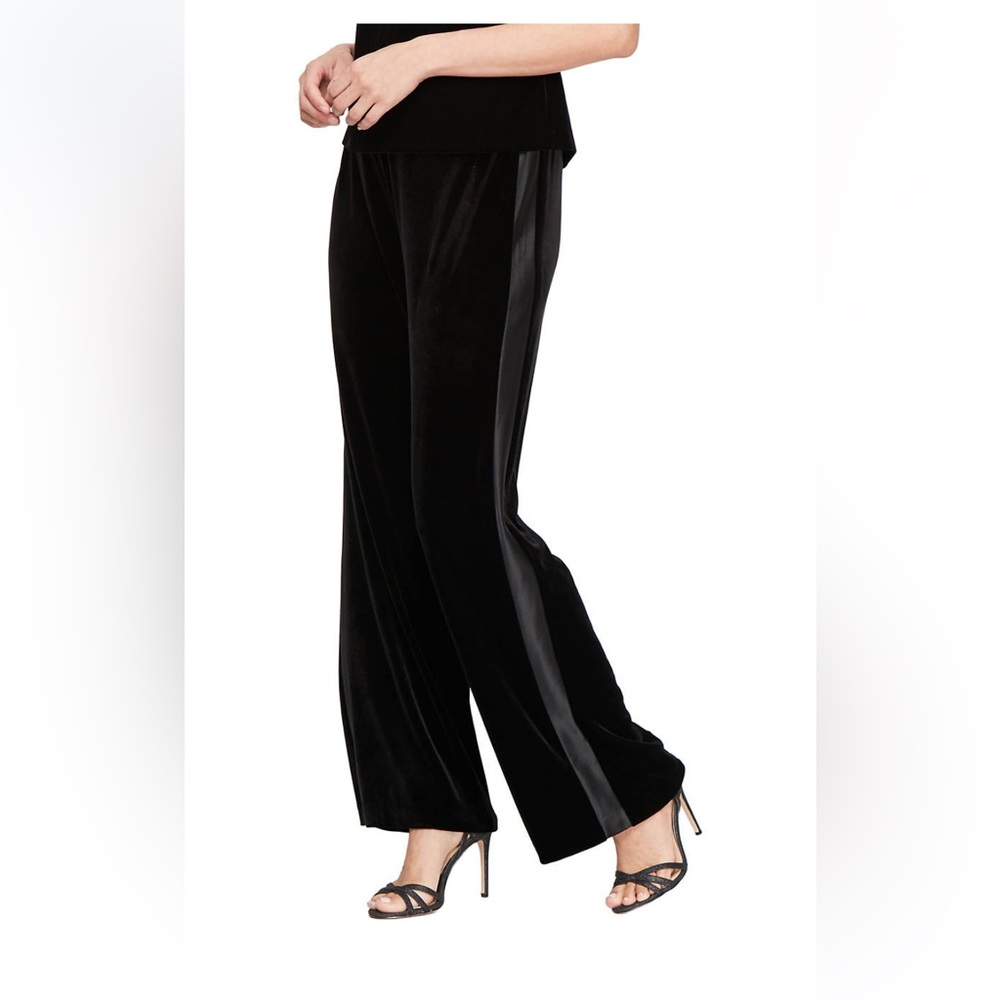 Elegant Black Velvet Women's Pants small